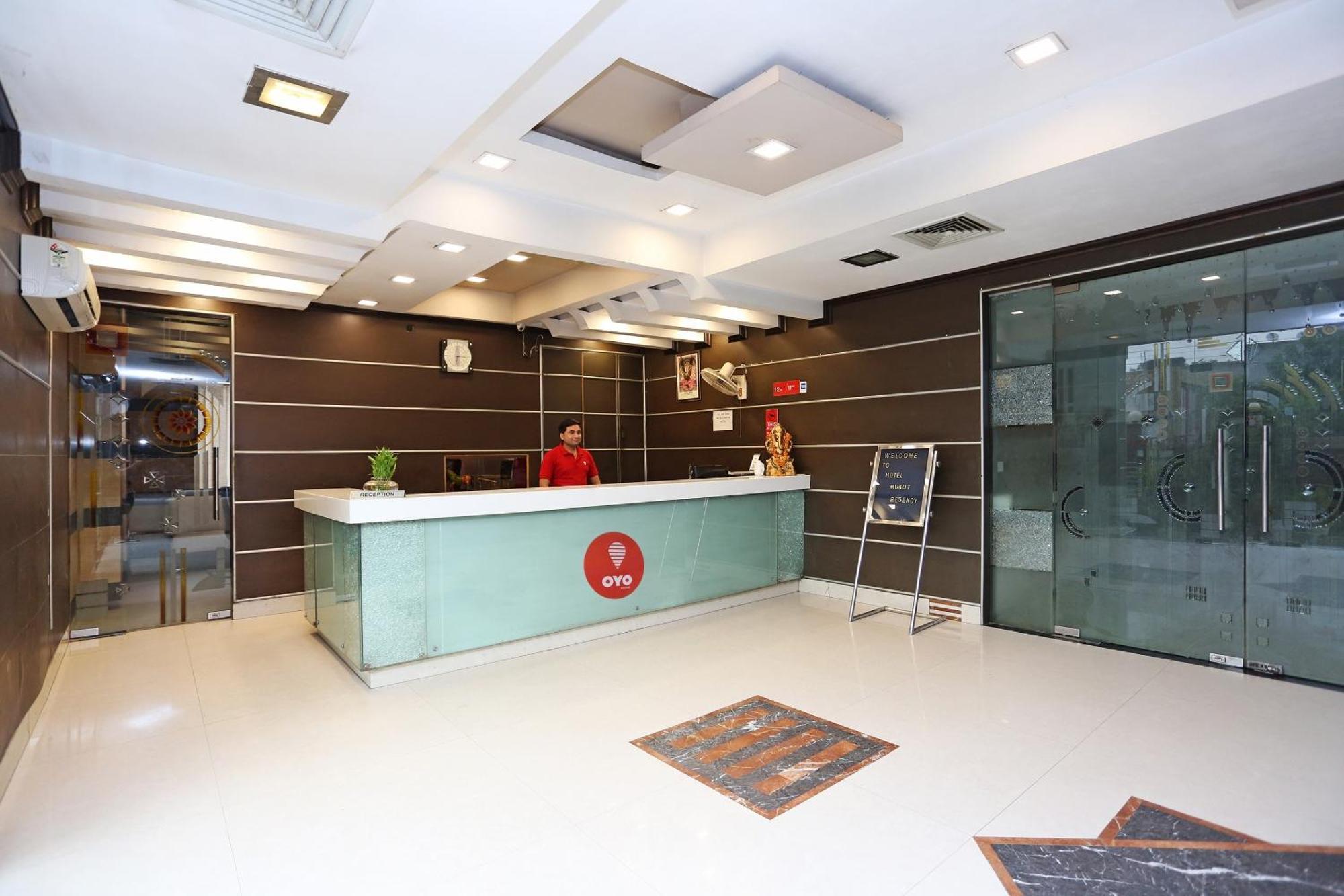 Hotel O Mukut Regency Газиабад Экстерьер фото