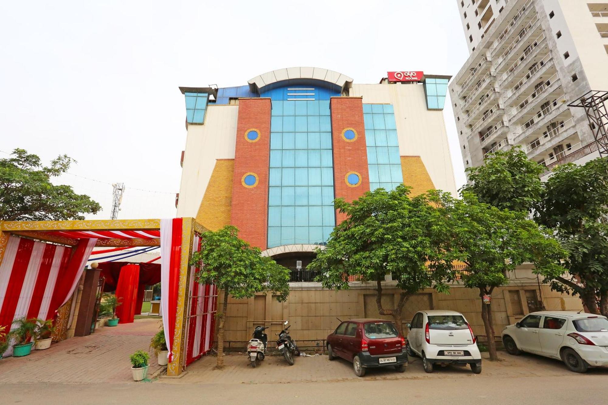 Hotel O Mukut Regency Газиабад Экстерьер фото