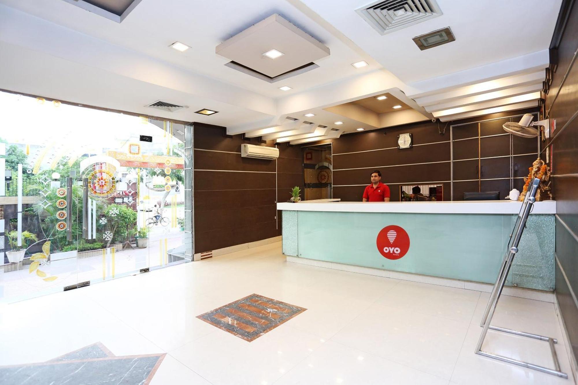 Hotel O Mukut Regency Газиабад Экстерьер фото
