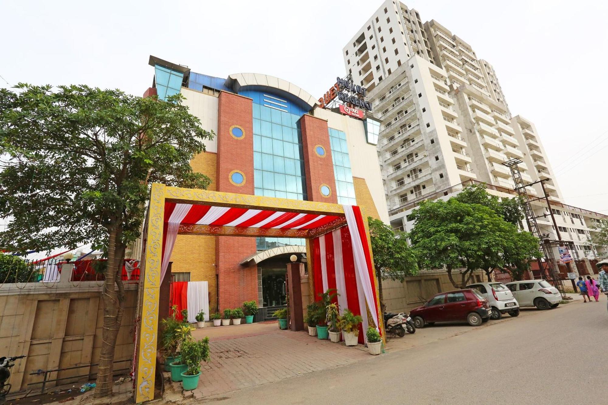 Hotel O Mukut Regency Газиабад Экстерьер фото